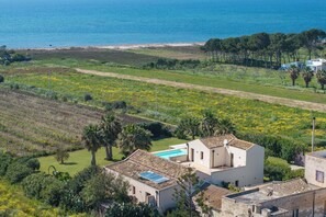 Exterior - Villa Casale-Villa in Sicily with pool and sea views (Arcieri - Isolotto)