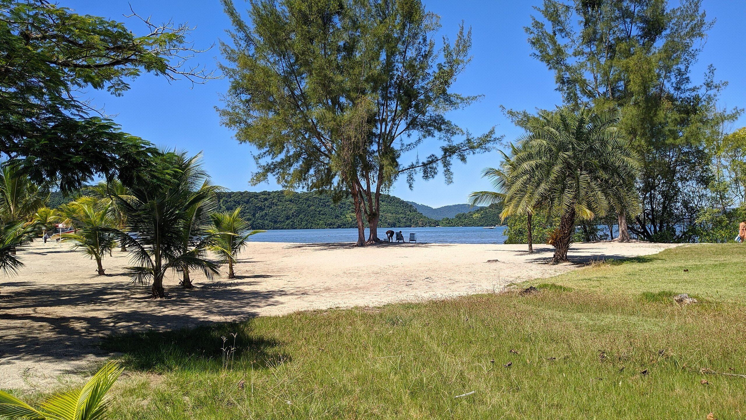 Privat strand och vit sandstrand