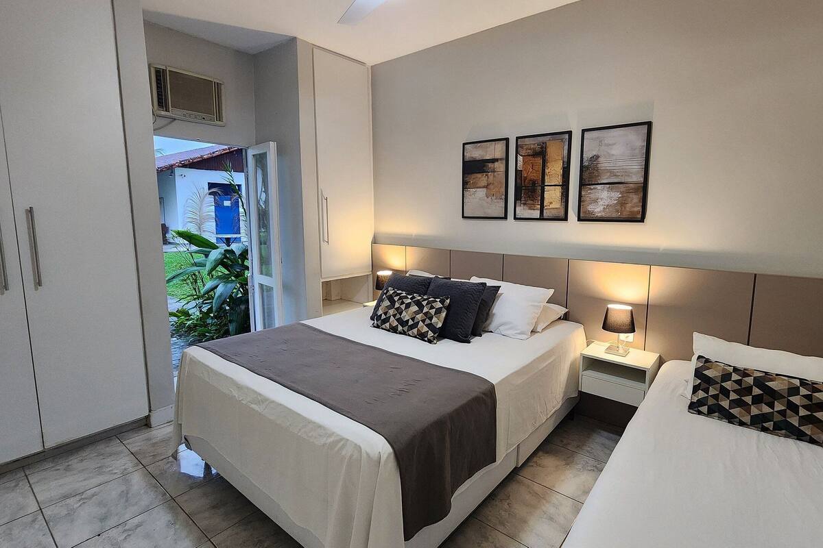 Apartamento superior, 2 habitaciones | Decoración individual, mobiliario individual, sistema de insonorización