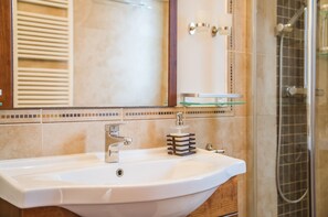 Shower, hair dryer, towels - House with pool Casa Kerchner in Alcudia (Alcúdia)