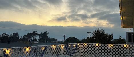 تناول الطعام بالخارج