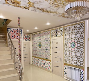 Télévision à écran plat, chauffage par le sol, imprimantes