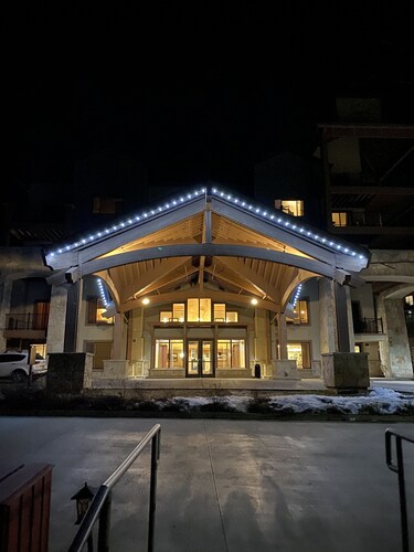 Canyons Village Studio at Base with Full Kitchen