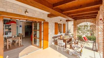 Restauration extérieure