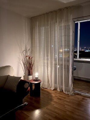 Älytelevisio, kirjoja