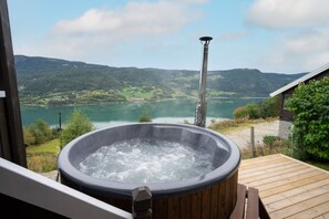 Utendørs boblebad