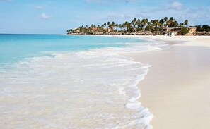 Liegestühle, Strandtücher