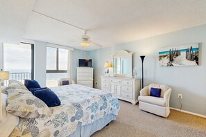 2 bedrooms, Internet, bed sheets - Sea Colony Ocean condo with pools, hot tub, fitness room, & sports courts (Bethany Beach)