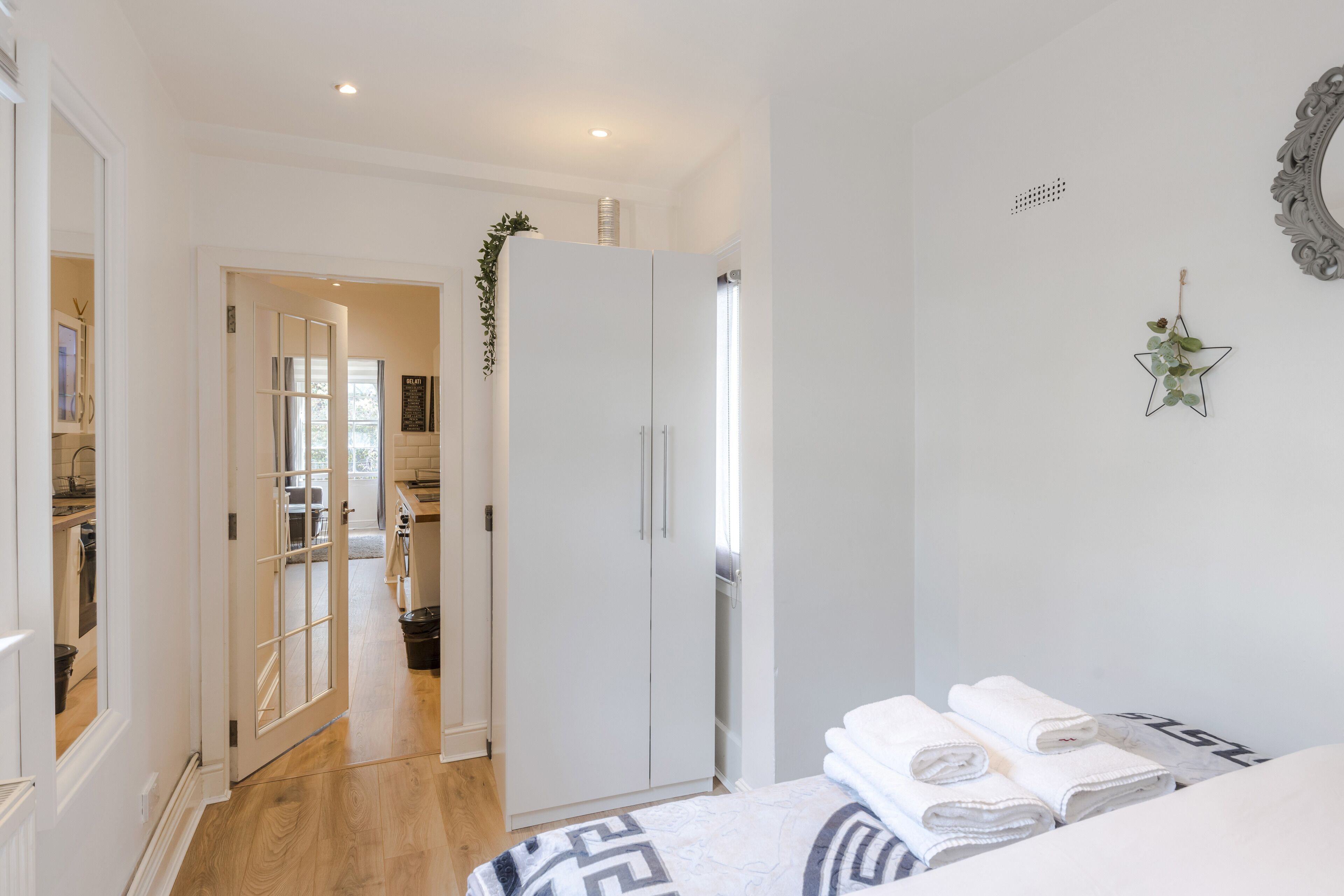 1 bedroom, iron/ironing board, WiFi, bed sheets