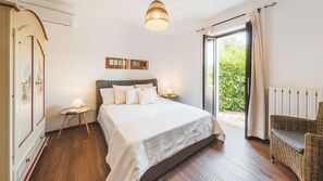 4 Schlafzimmer, Bügeleisen/Bügelbrett, kostenloses WLAN, Bettwäsche