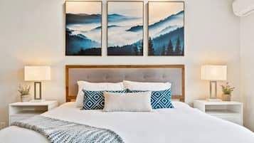 6 bedrooms, desk, iron/ironing board, travel cot