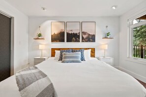 6 habitaciones, escritorio y tabla de planchar con plancha 