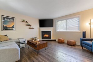 Televisie en een open haard