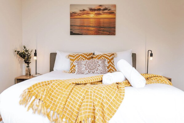 3 bedrooms, free WiFi, bed sheets