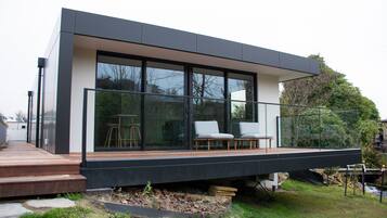 Luxury Apartment, 1 Bedroom, River View | Terrace/patio