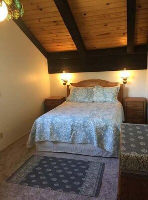 4 dormitorios, tabla de planchar con plancha, wifi gratis y ropa de cama