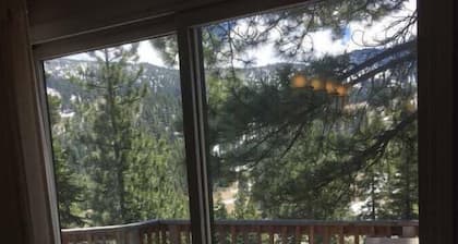 Dreamy Tyrolian View Cabin