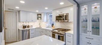 < 1 Mi to Waterfront: Old Town Alexandria Home!