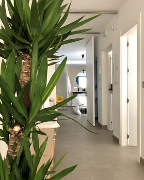 1 soverom, strykejern/-brett, wi-fi (inkludert) og sengetøy