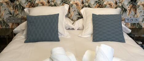 1 slaapkamer, een strijkplank/strijkijzer, gratis wifi, beddengoed