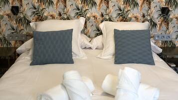 1 chambre, fer et planche à repasser, Wi-Fi gratuit, draps fournis