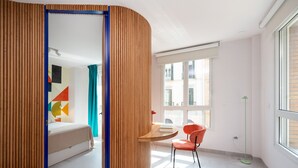 1 habitación, tabla de planchar con plancha, wifi gratis y ropa de cama 