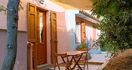 Cala Liberotto Orosei: 100 m zum Meer, private Terrasse, Garten & WLAN