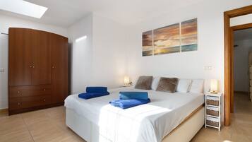 3 dormitorios, wifi gratis, ropa de cama
