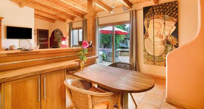 Vacation Home "Casa Anakena" with Sea View & Wi-Fi