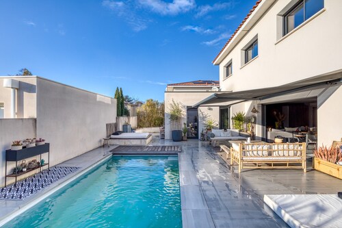 Villa 'Maison Melgorienne' with Private Pool and Wi-Fi
