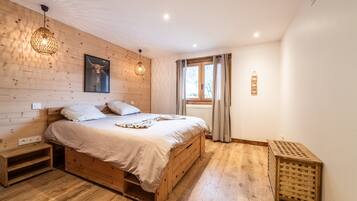 3 bedrooms, free WiFi, bed sheets