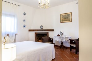 3 quartos, ferros/tábuas de passar roupa, Wi-Fi de cortesia