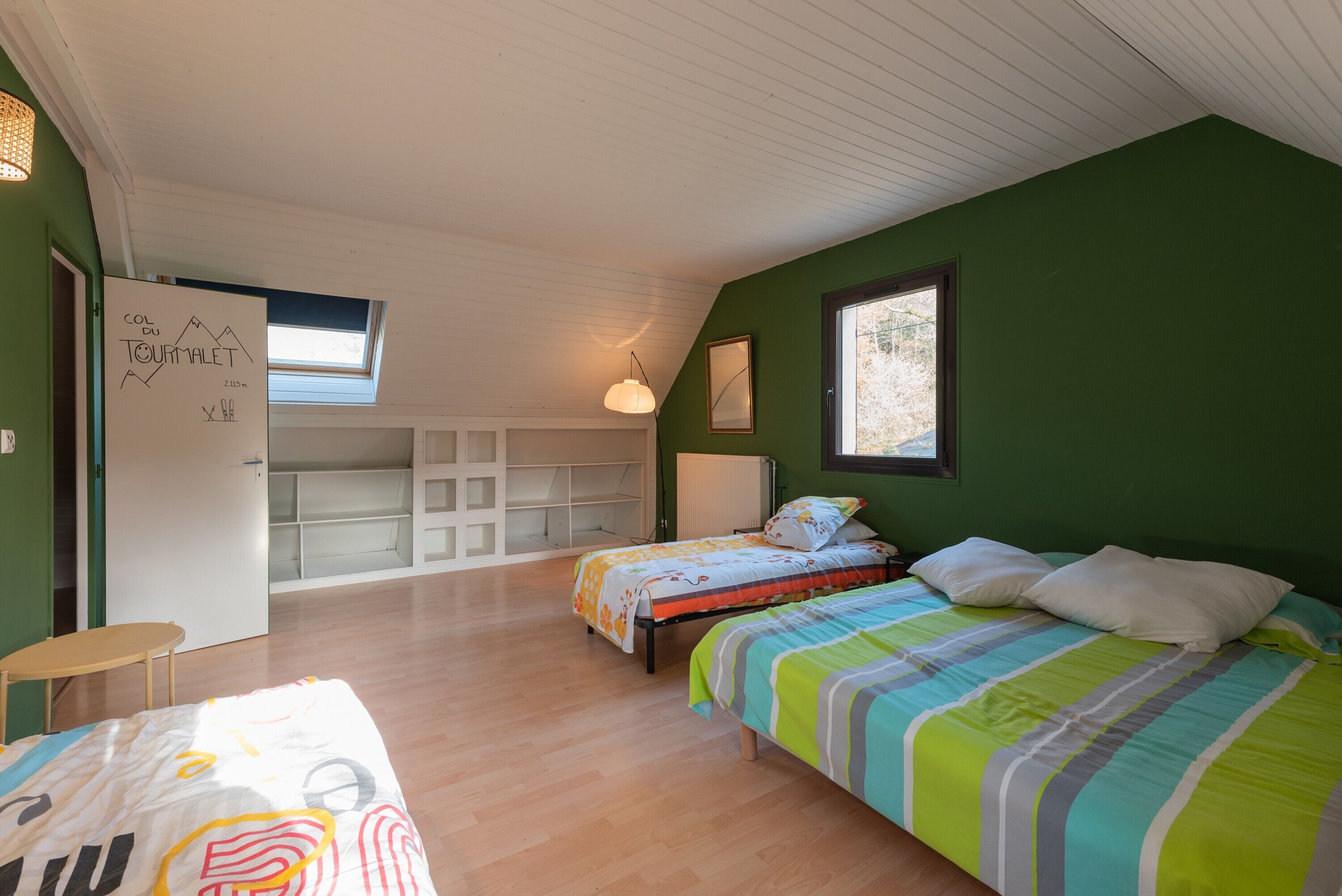 3 habitaciones, tabla de planchar con plancha y wifi gratis 