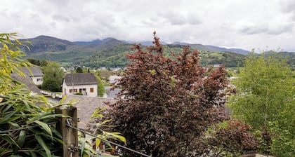 Appartement 'Studio avec Jardin à Bagneres' avec vue sur les montagnes, terrasse privée et Wi-Fi