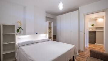 2 sovrum, strykjärn/strykbräda, gratis wi-fi och sängkläder