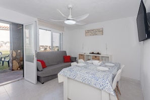 Dining - Apartment 'Cala En Forcat' with Shared Pool, Private Terrace and Wi-Fi (Menorca)