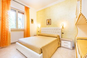 4 Schlafzimmer, Bügeleisen/Bügelbrett, kostenloses WLAN, Bettwäsche