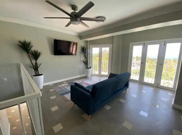 Living area - Home Away From Home spacious apartment (IRONSHORE)