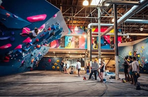 Rock climbing wall - indoor - Bposhtels SLC (Salt Lake City)