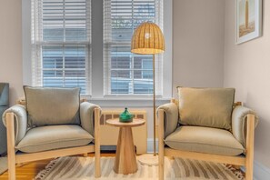 Interior - The ARLO - Walk to Brewery and Restaurants (Milford)