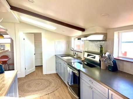Fridge, microwave, oven, stovetop. Beach Break Bungalow w/Bay & Ocean Views