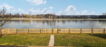 Ferienhaus mit Seeblick