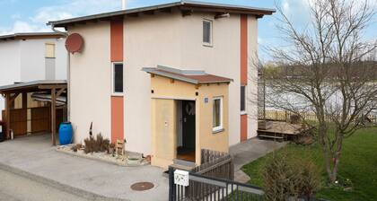 Ferienhaus mit Seeblick