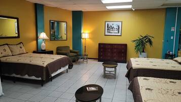 9 bedrooms, iron/ironing board, WiFi, bed sheets