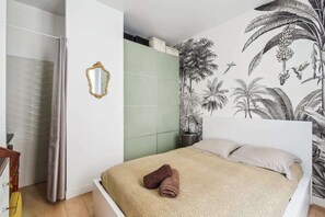 1 bedroom, desk, iron/ironing board, Internet