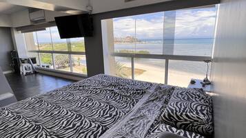 1 habitación, escritorio, tabla de planchar con plancha y wifi gratis