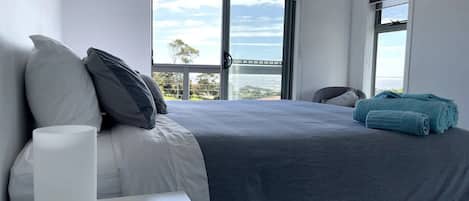 2 slaapkamers, een strijkplank/strijkijzer, wifi, beddengoed