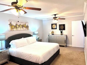 2 habitaciones, escritorio, tabla de planchar con plancha y wifi gratis