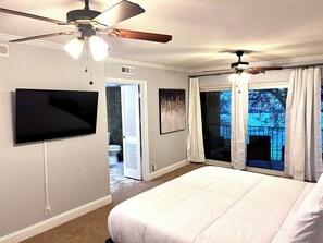 2 bedrooms, desk, iron/ironing board, free WiFi