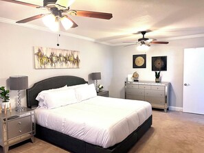 2 bedrooms, desk, iron/ironing board, free WiFi